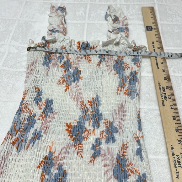 Karlie White and Blue Floral Smocked Stretch Women’s‎ Ruffle Dress, Size Small - Picture 5 of 11